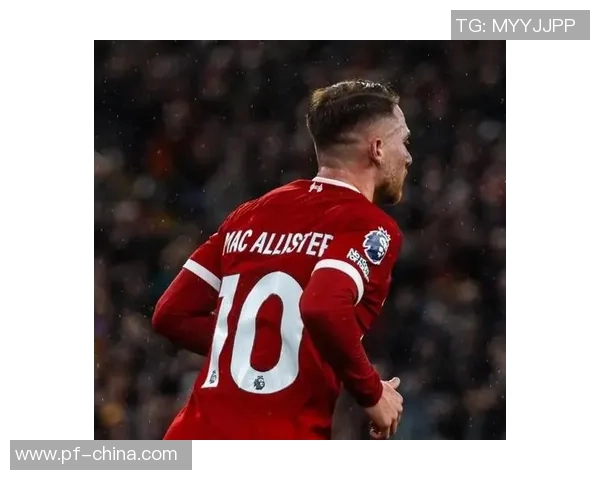 麦卡利斯特重返利物浦训练远藤航腿筋受伤情况引关注 麦卡利斯特重返利物浦训练远藤航腿筋受伤情况引关注